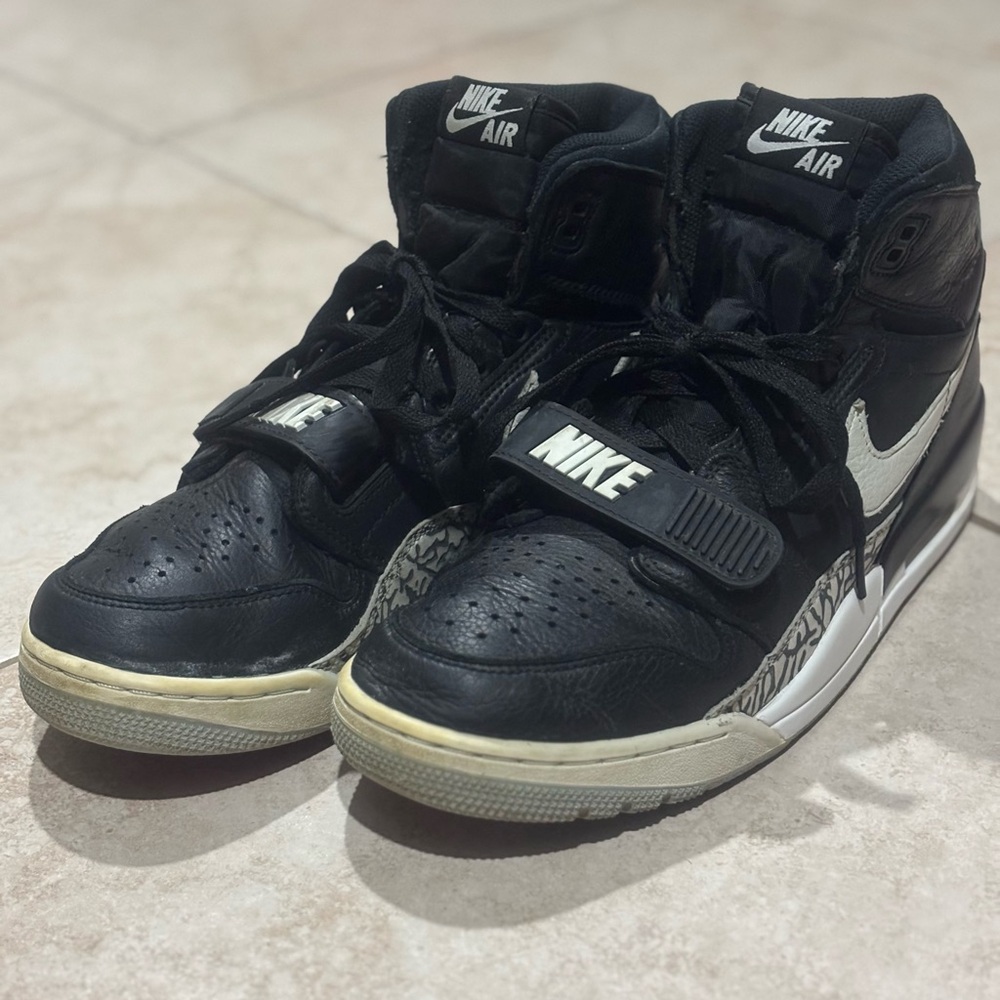 Nike Air Jordan Legacy 312 AV3922-001 Men’s Shoes Black White Size 10